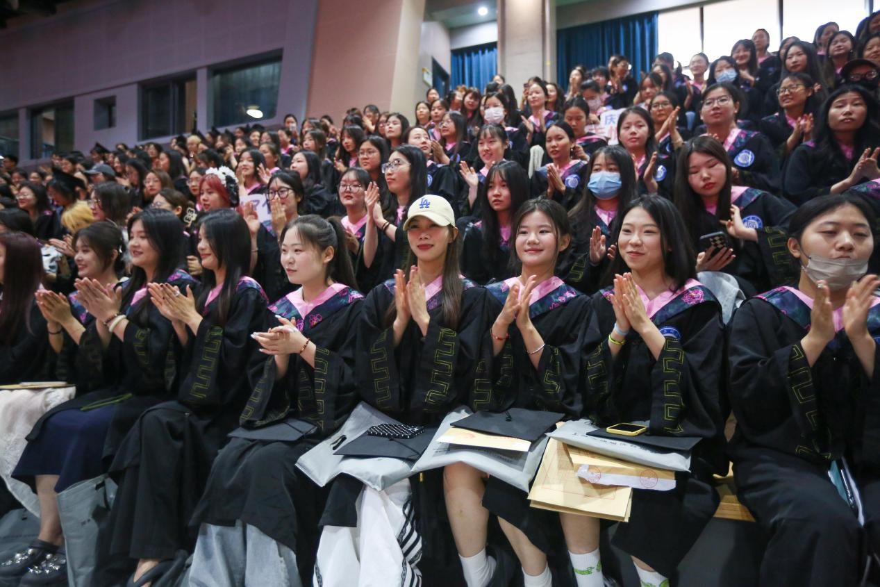 1717746073492085.png 50800786.png